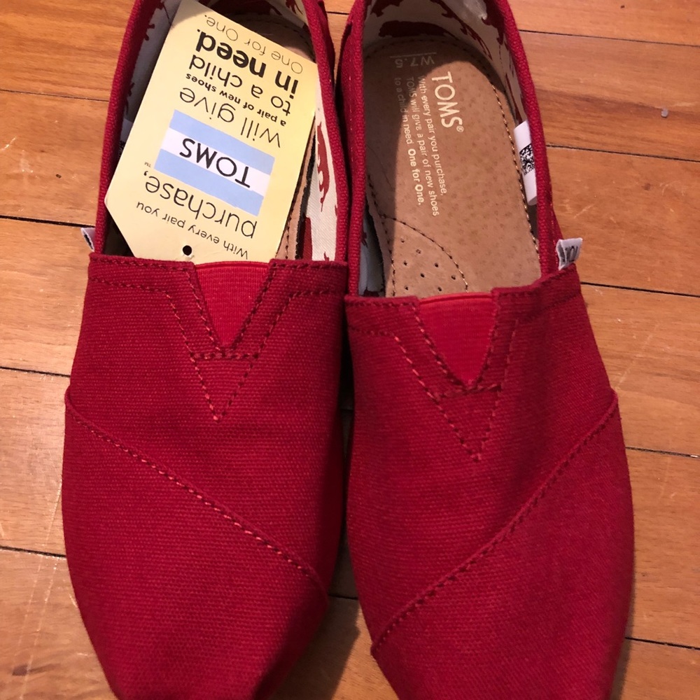 Tom shoes size 7.5 women